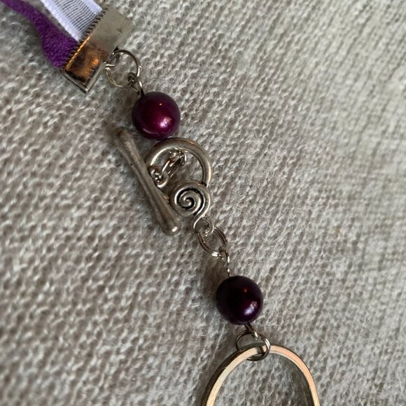 2x25$ 🐿 🍁 CREATION - Skull short necklace - ruban bead feather - purple white - Picture 8 of 11